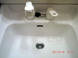 清掃事例：浴室のカビ汚れ2
