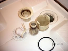 6清掃実例：お風呂場の換気扇や排水溝のお掃除