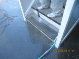 20洗浄実例：高圧洗浄で外階段やコンクリートの汚れを除去
